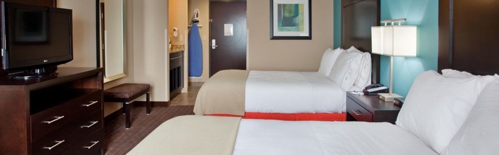 Holiday Inn Express Hotel & Suites North Kansas City By Ihg Buitenkant foto
