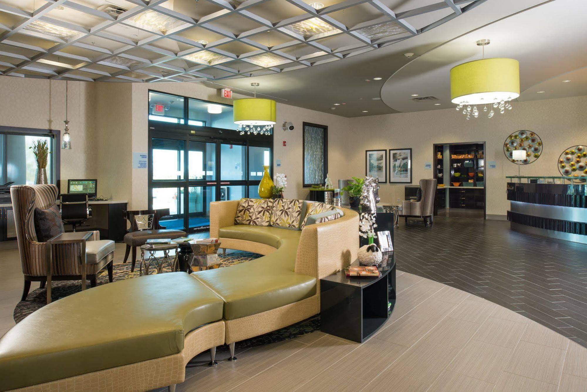 Holiday Inn Express Hotel & Suites North Kansas City By Ihg Buitenkant foto