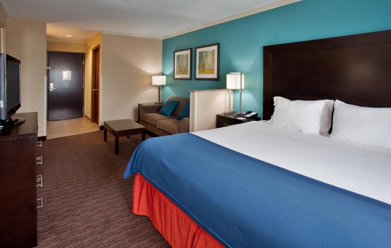 Holiday Inn Express Hotel & Suites North Kansas City By Ihg Buitenkant foto